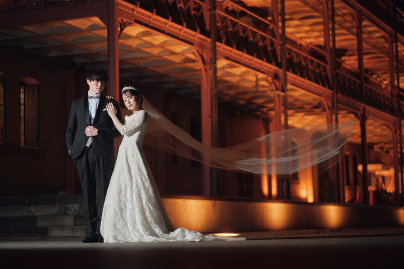 横浜赤レンガ倉庫プラン|重厚感のある歴史的建物赤レンガ倉庫での新婦1着、新郎1着プラン