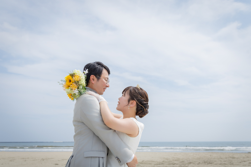 見つめ合うブーケショット