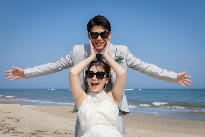 サングラスでイエーイ!