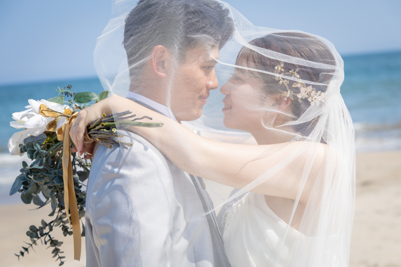 ベール越しの近づく距離