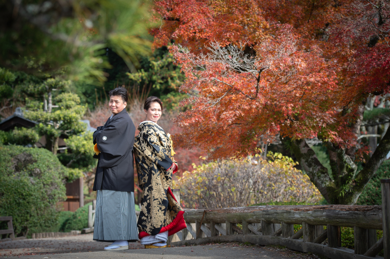 紅葉と和装のベストマッチ