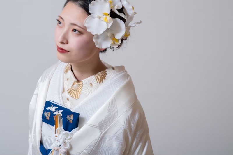 衣装に併せて小物も充実