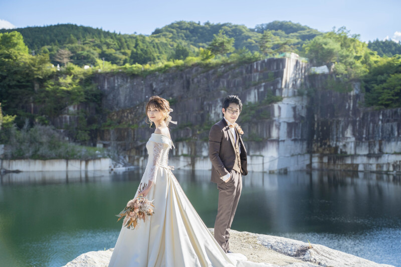 \早割特典付!/神秘的な撮影に˚⁎⁺˳✧༚【石切山脈&チャペル・スタジオ撮影】レタッチ10カット1.5万円分プレゼント♡