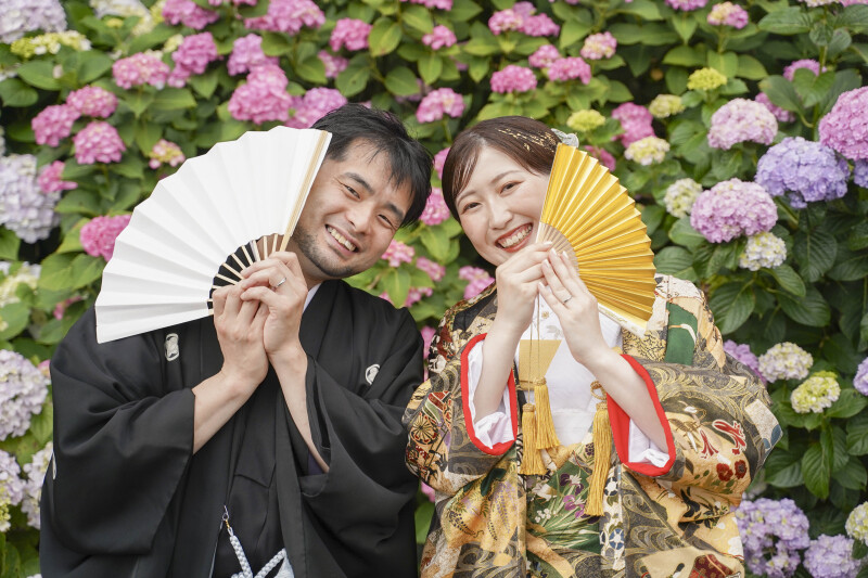 扇子からひょっこり♪