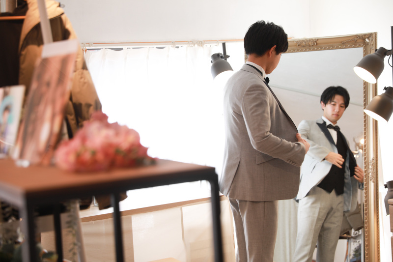 新郎タキシード準備
