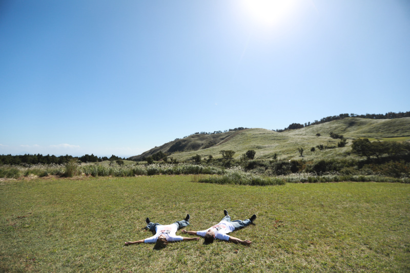 おそろいTシャツで高原デート