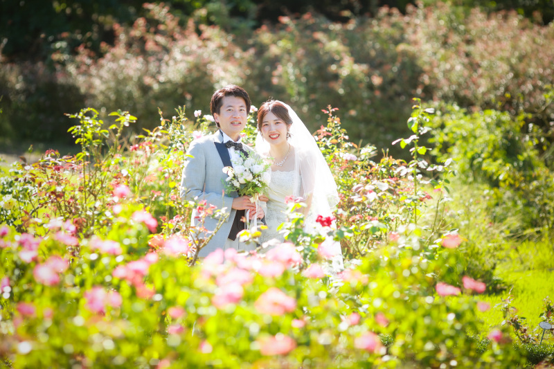 バラの香りと共に