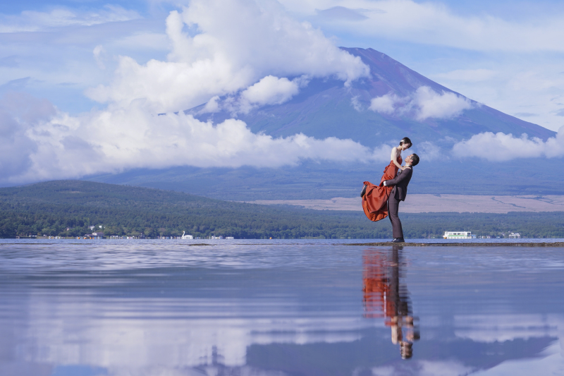 富士山をバックにまるで海外のような1枚です