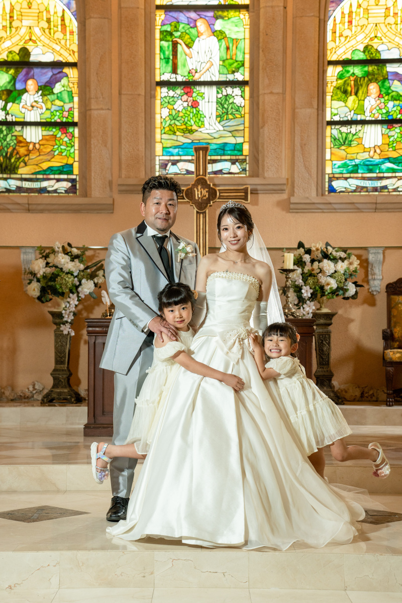 【ステンドグラスのチャペルで撮影】川奈ステンドグラス美術館ロケーションフォトプラン