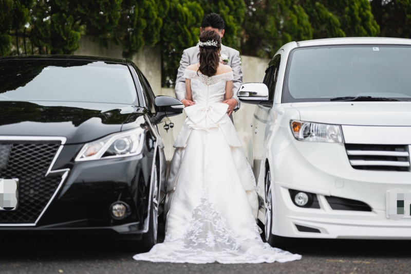 大好きな車に囲まれて♡