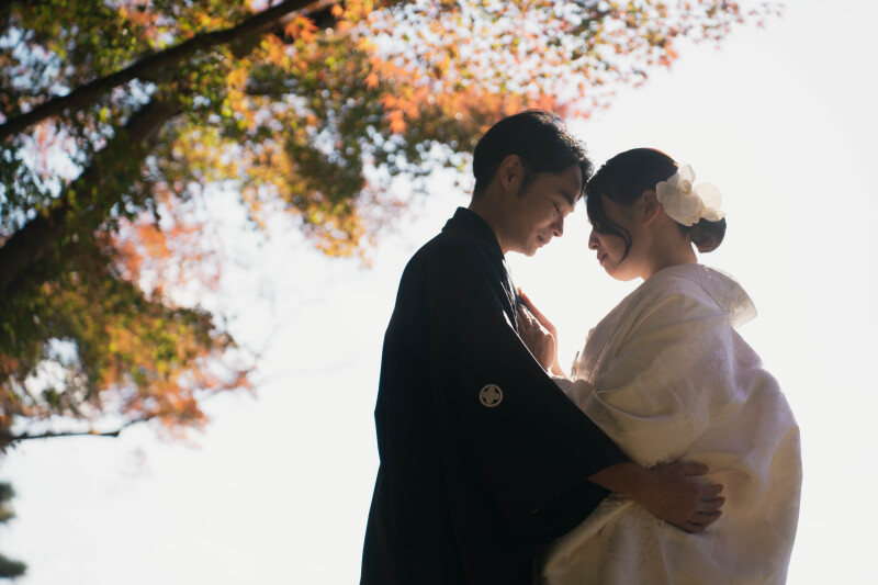 紅葉に包まれて ― 優しさと笑顔あふれる和装フォト