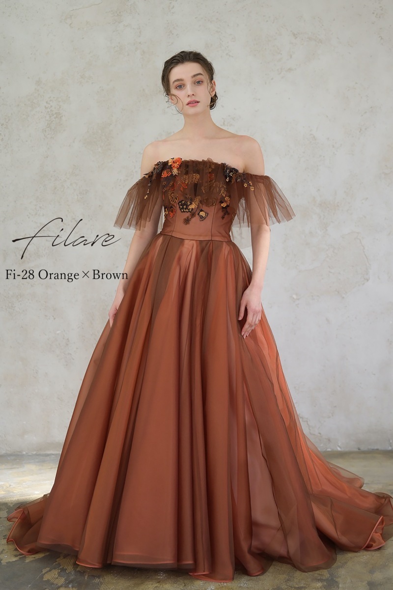 カラードレスは個性の表現