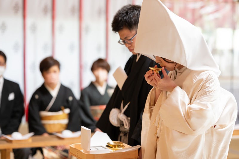 【神社挙式+前撮り】和装で神社、洋装でスタジオ前撮りセットが一番人気!!