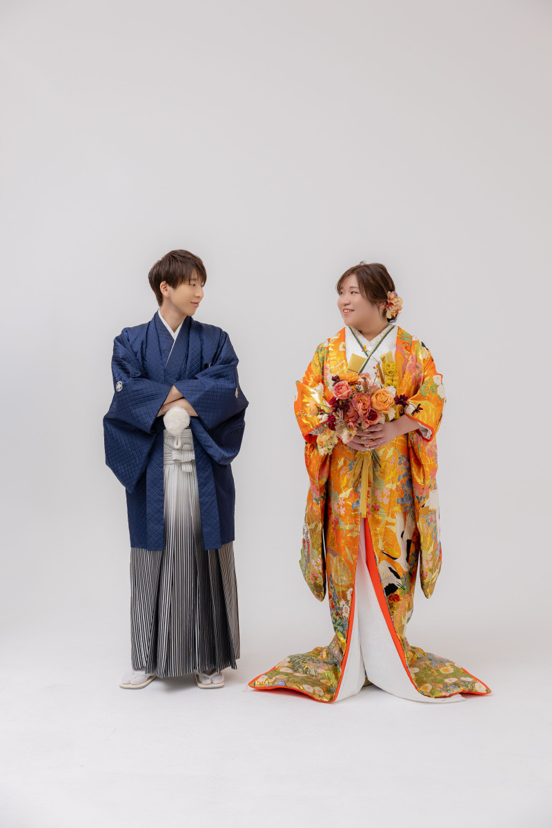 シンプルに立って