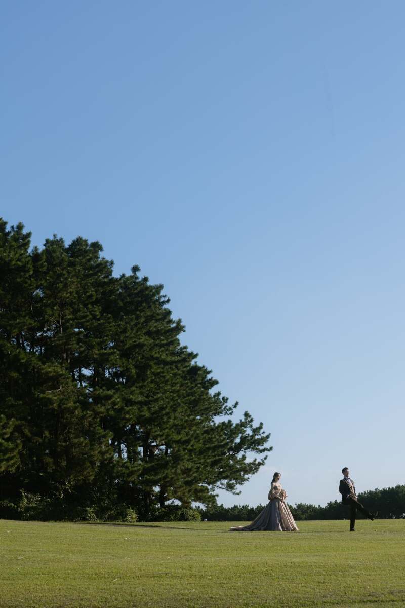 雲ひとつない青空と