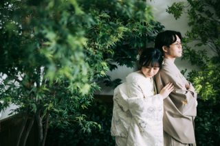 屋内庭園で可愛く大人っぽくも