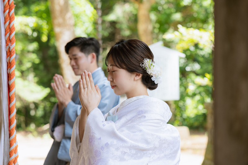 神様へ、結婚報告も加えて。