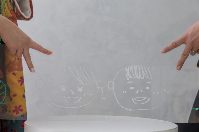 アクリル板！？