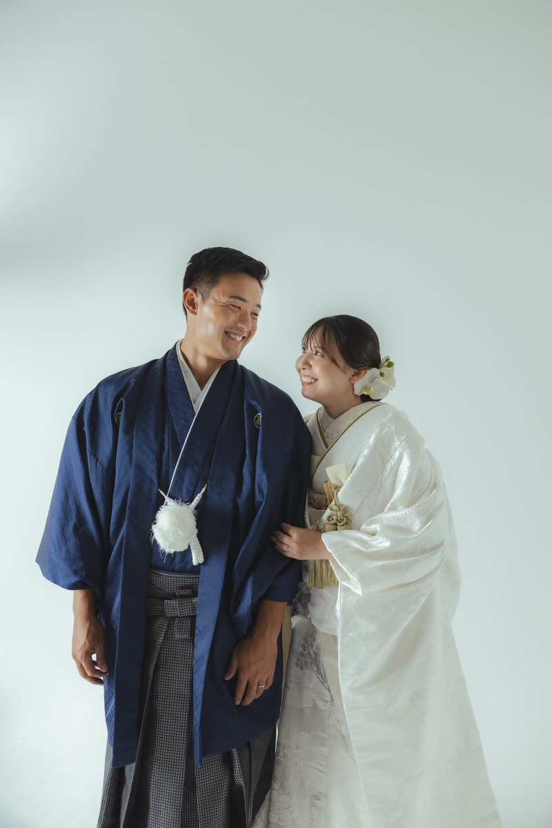 見つめ合いカット！