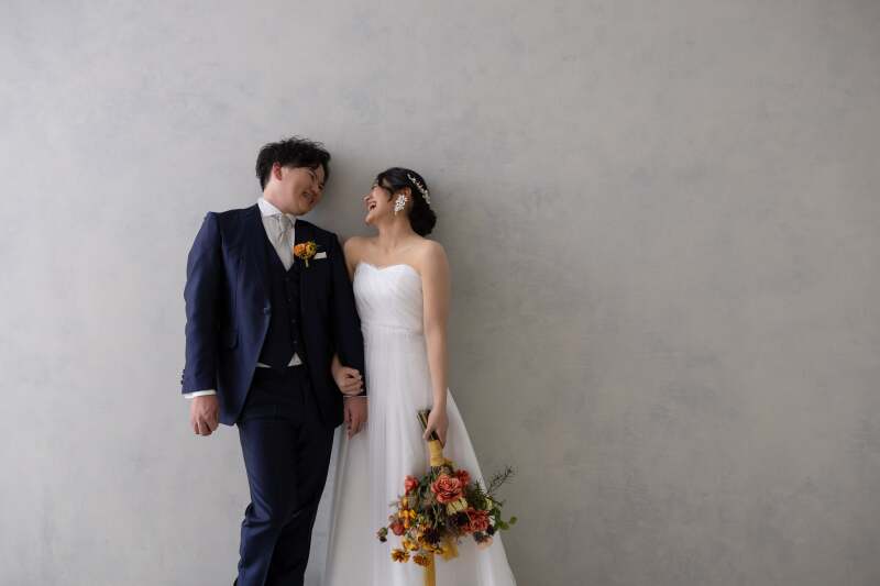 グレーの壁でおしゃれに