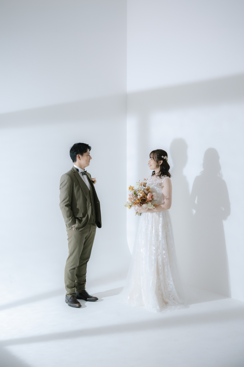 シンプルな白背景も！