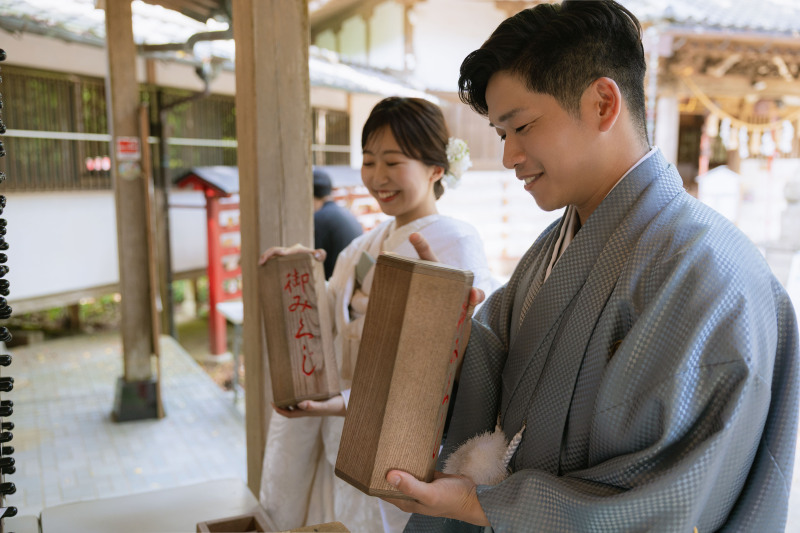 なにが出るかな。