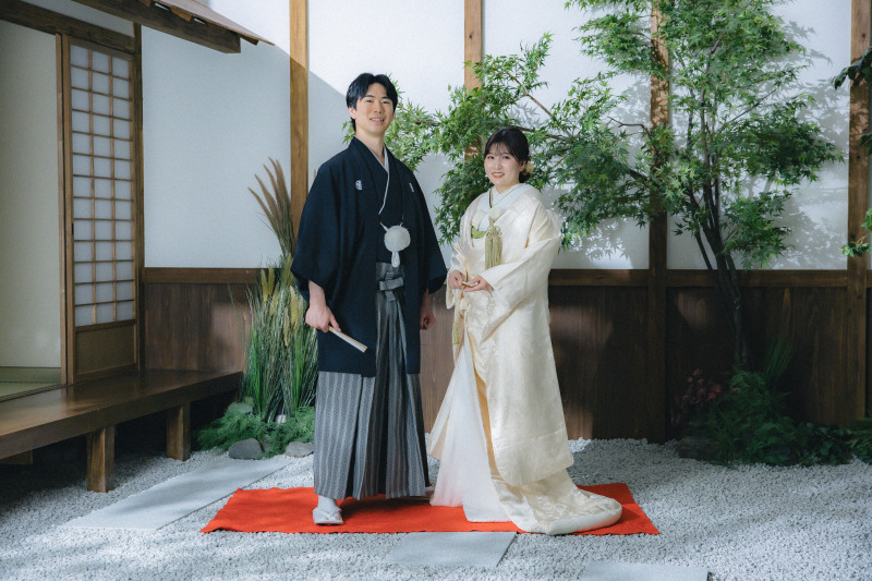 正式な立ち姿も！