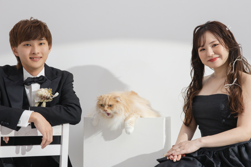 猫ちゃんと二人のスタジオ撮影