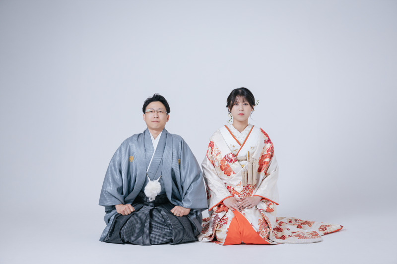 シンプルなスタジオでCOOLに