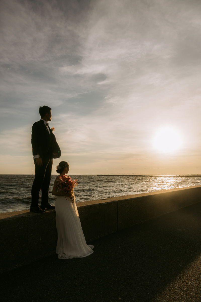 誰も来ない堤防で