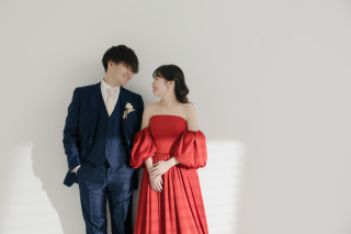 カラードレスのスタジオ撮影