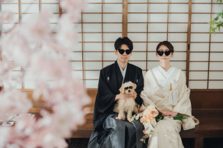 愛犬と一緒にお二人らしさ溢れる和装撮影♩