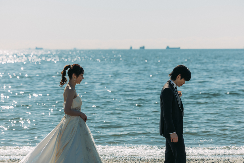 海をバックに撮影♪