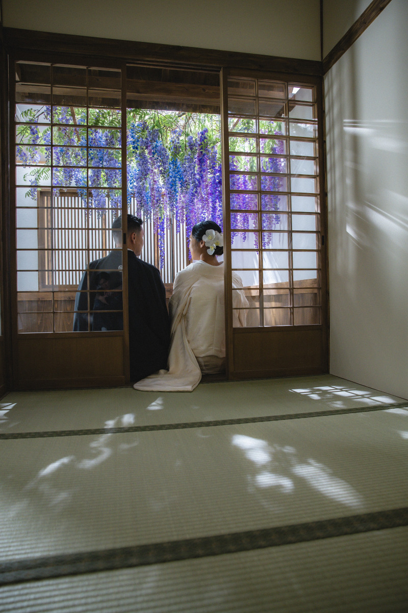 見つめ合いながら