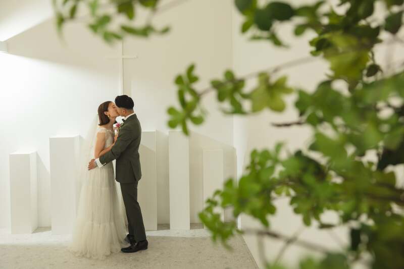 誓いのキスのシーン