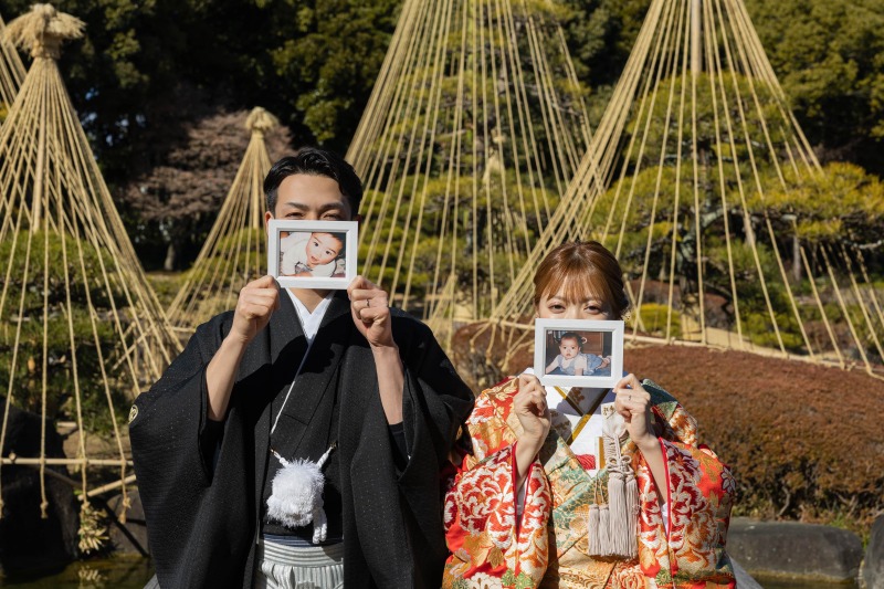 幼少期の写真と一緒に!