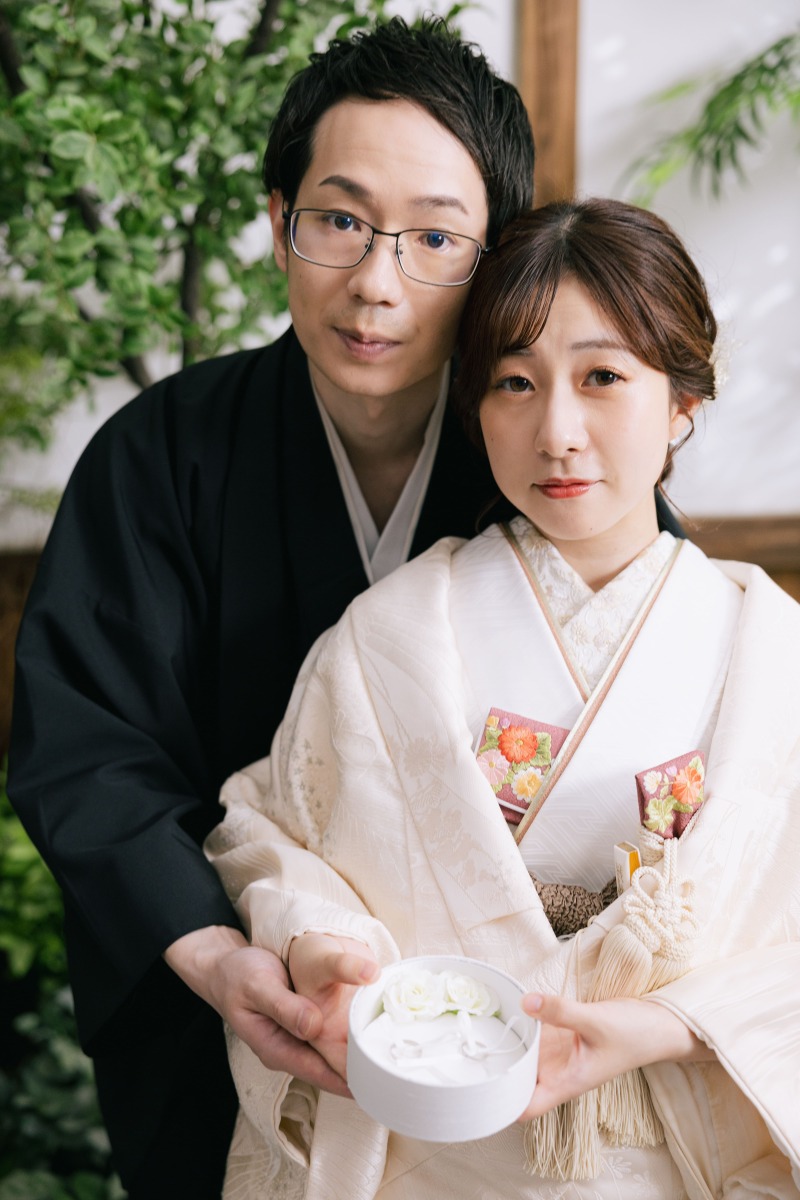 指輪のケースと