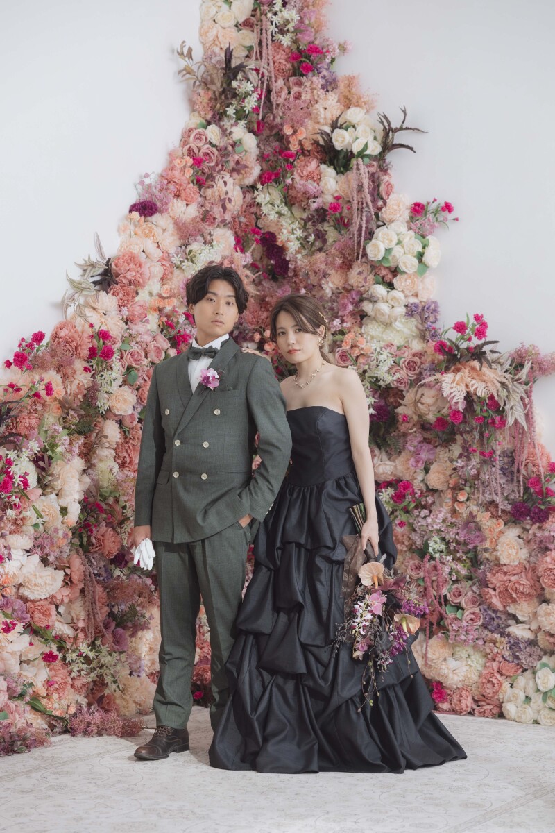 山なりの花の壁