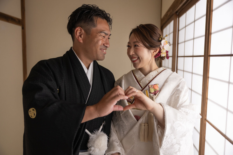 にこにこなふたり