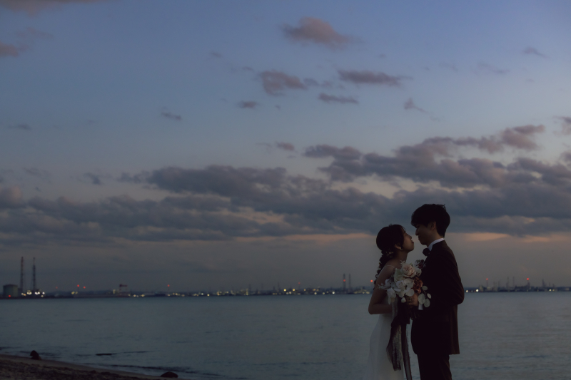 夜の帷がおりるころ。