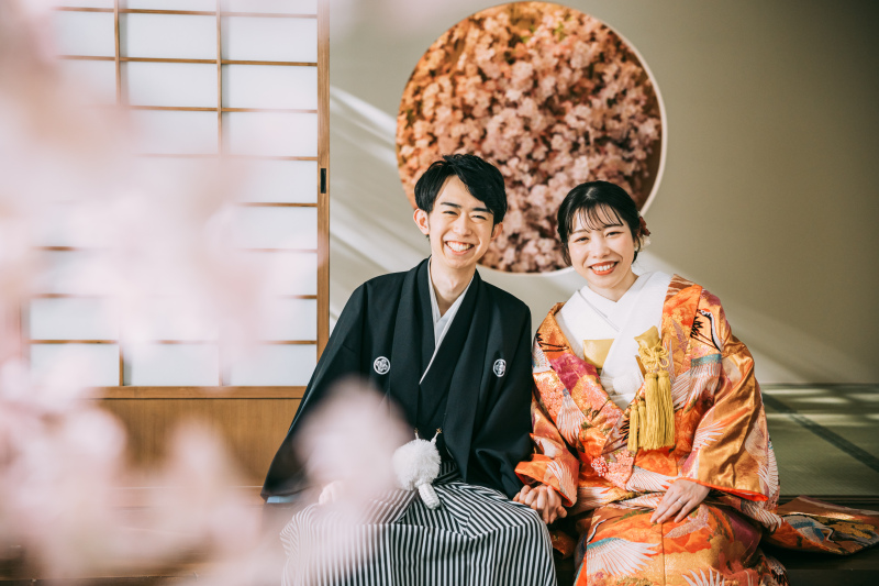 桜と一緒に縁側で