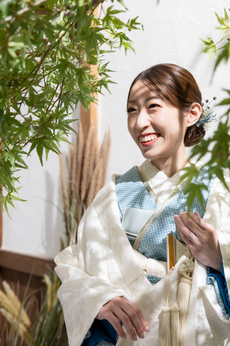 光に包まれる新婦さん