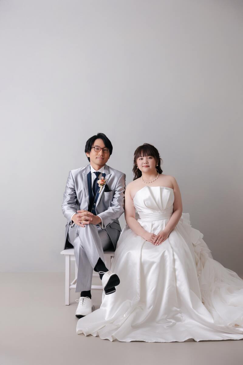 座ったショットも