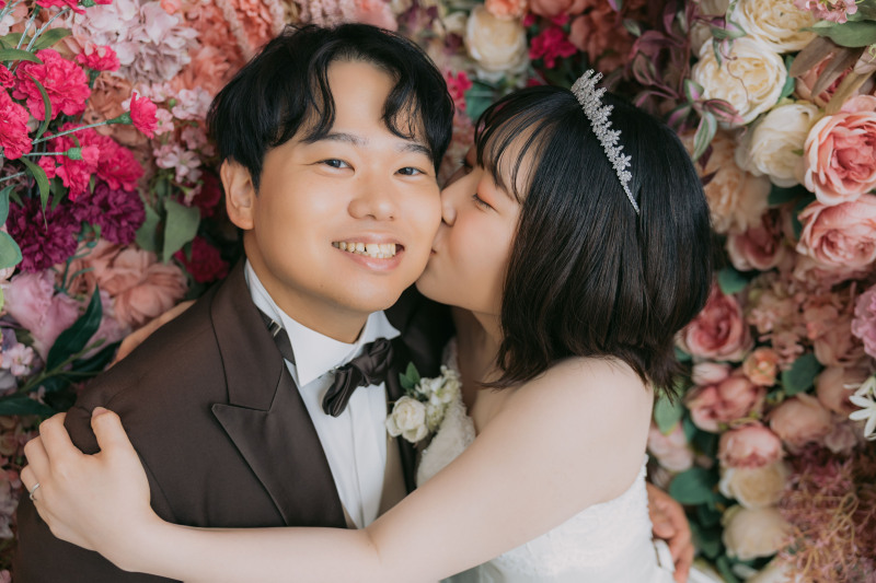 最後は新郎さんのほっぺにキス！❤︎