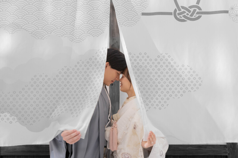 のれんの隙間から