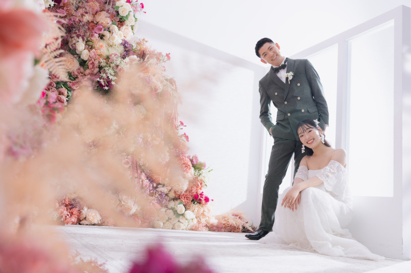 洋装ハウススタジオ撮影で笑顔いっぱい