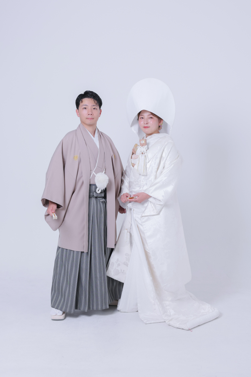 綿帽子で正式なお二人のお姿。
