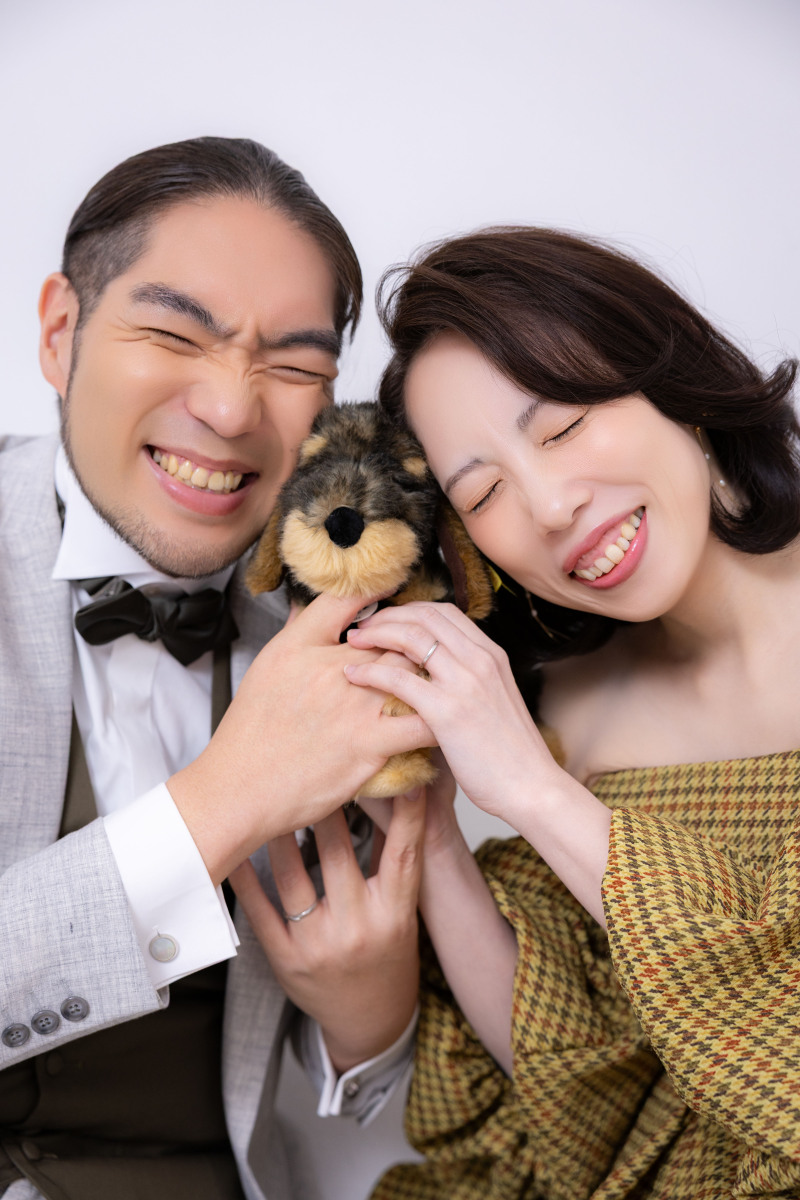 ワンちゃんがだーいすきな可愛いお二人