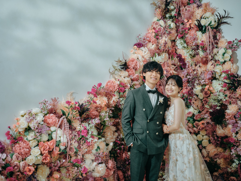 【台紙1冊+全データ300枚＋アルバム20P 大満足セット♡】ドレス ✕ 和装♡自分好みにスタジオセレクト１DAYプラン