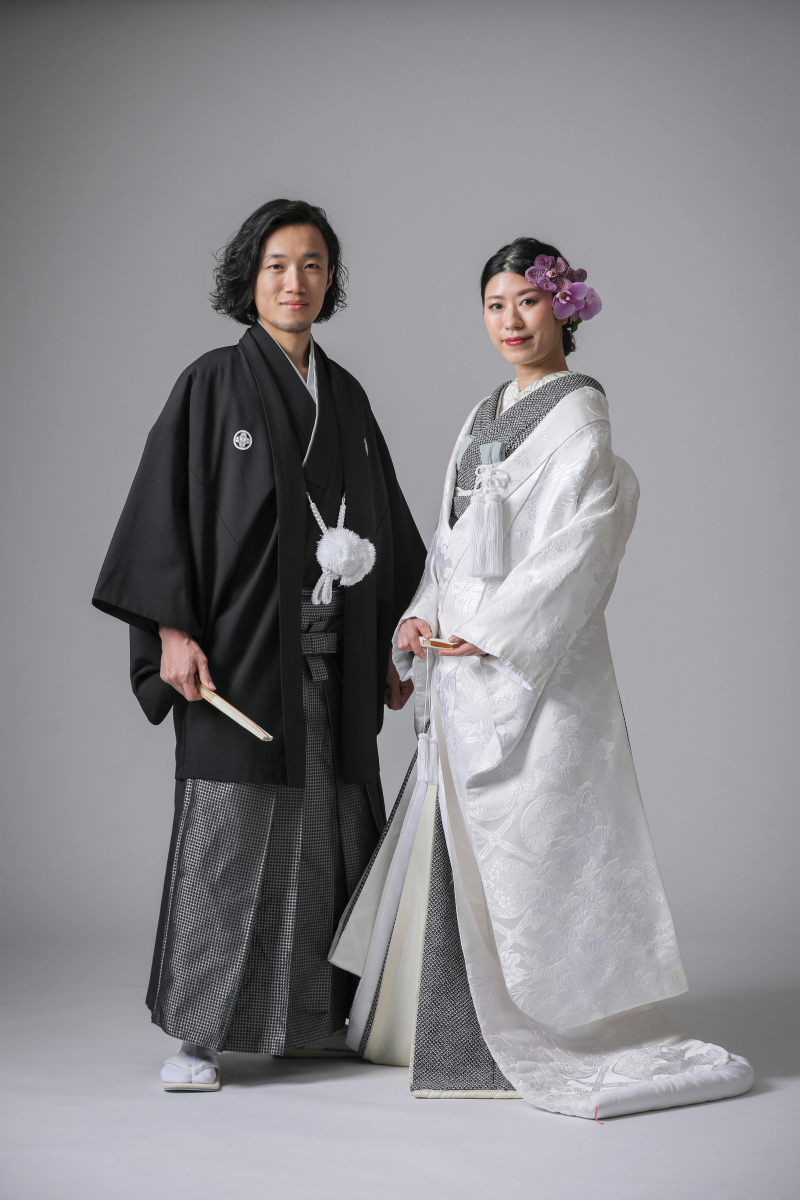 【フォーマルなお写真を希望の方へ!】和装スタジオプラン|全データ美肌レタッチ付き(100カット) + 台紙1冊